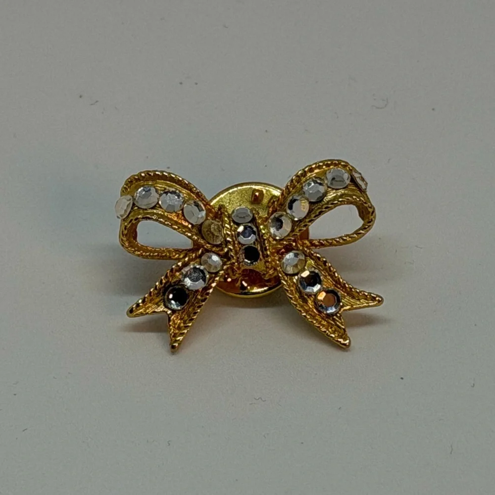 Vintage Ballou Rhinestone Bow Lapel Pin Gold Tone Crystal Ribbon Brooch